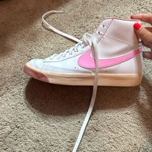 Nike shoes. Youth size seven but fits women’s size nine.